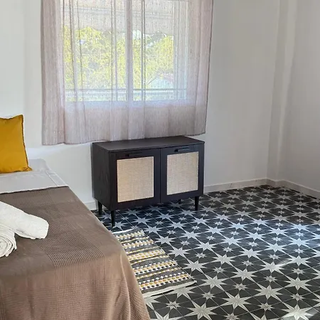 Levanta Apartment *
